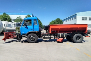 湖北龙马在新疆机场中标8辆除雪车