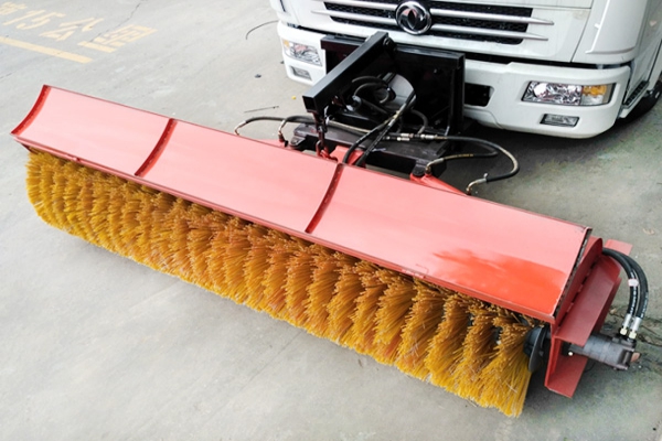 LM-GS-2000扫雪滚刷 2米除雪滚 专用车加装扫雪设备