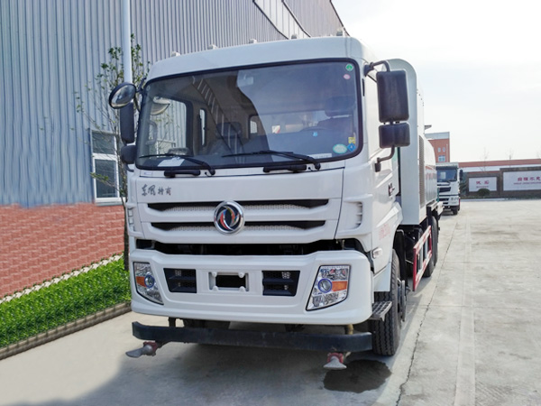 东风特商后双桥抑尘车（圆罐50-120米-CLW5252TDYE5）资料下载