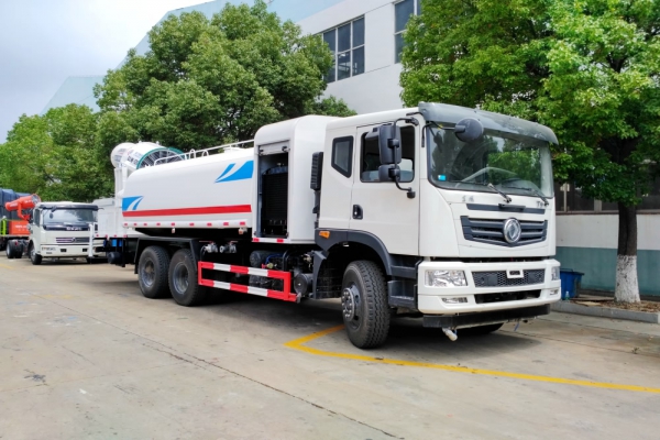 东风T5后双桥多功能抑尘车(60-120米雾炮)