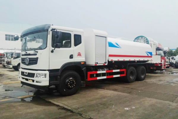 东风T5后双桥多功能抑尘车