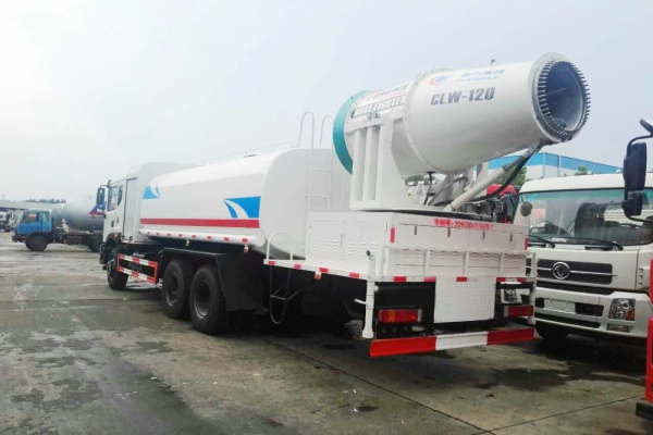 东风T5后双桥多功能抑尘车