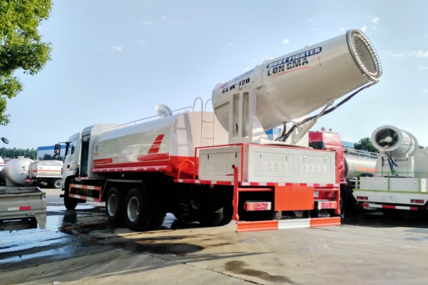 东风后双桥抑尘车图片