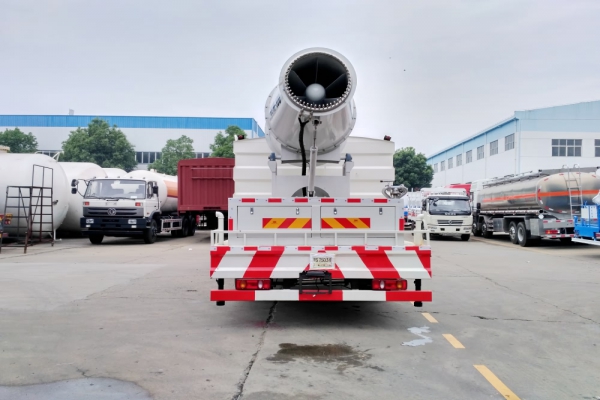 东风天锦抑尘车(方形厢体、50-100米喷雾机)