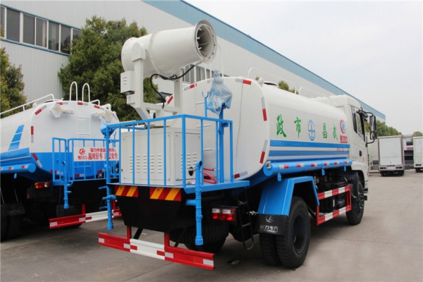 东风专底（12方）CLW5161GSSE5雾炮洒水车