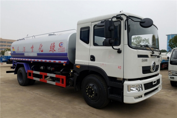 东风创普绿化喷洒车(12方)