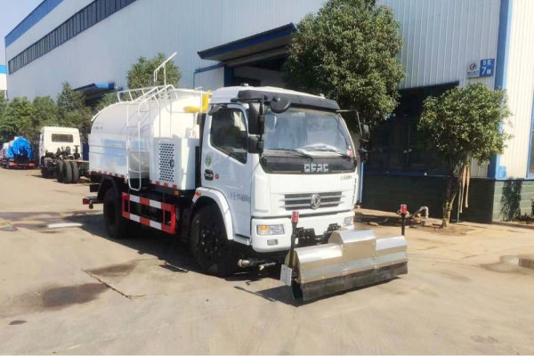 东风多利卡道路高压清洗车