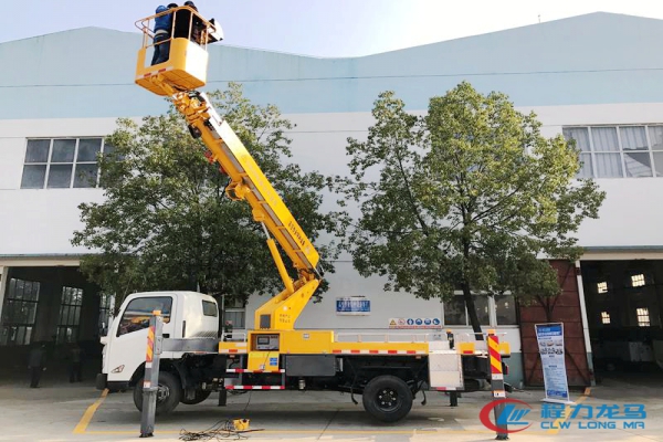 江铃凯锐伸缩臂式高空作业车(12-20米)