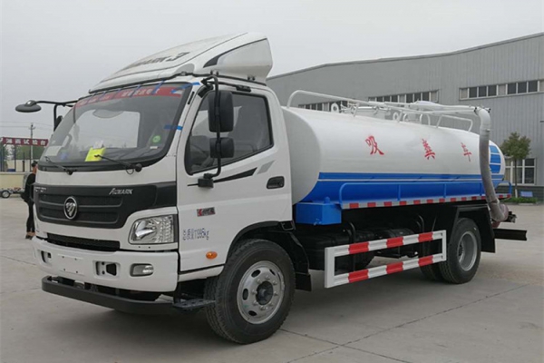 福田欧马可吸粪车