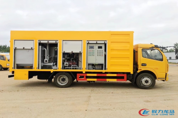 东风大多利卡D7污水处理车