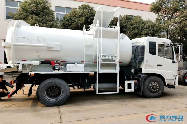 东风天锦餐厨垃圾车