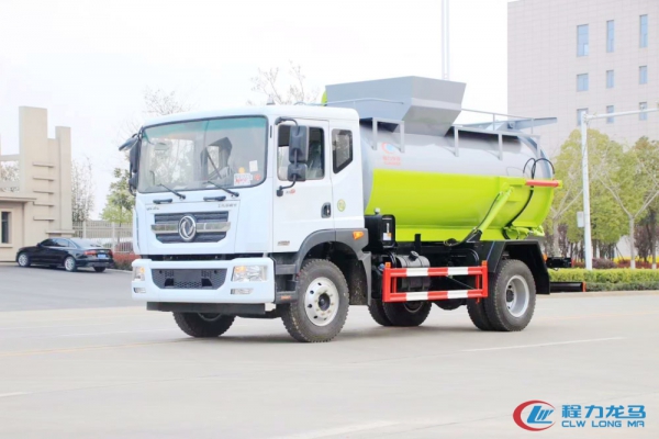 东风多利卡D9泔水车(圆罐)