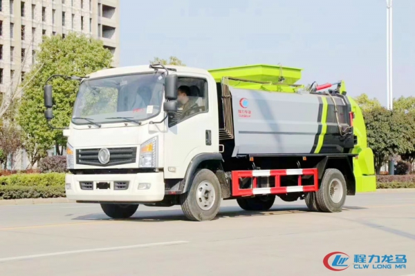 东风御虎挂桶式泔水车(方厢)