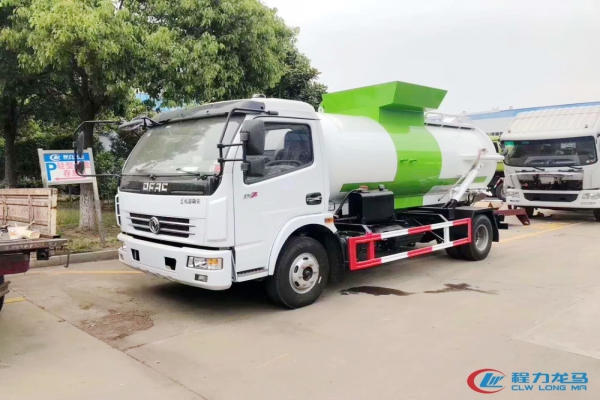 东风大多利卡餐厨垃圾车(圆罐)