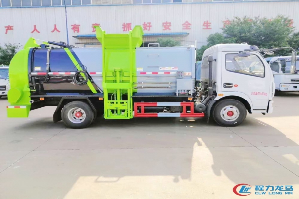 东风大多利卡餐厨垃圾车(方厢)