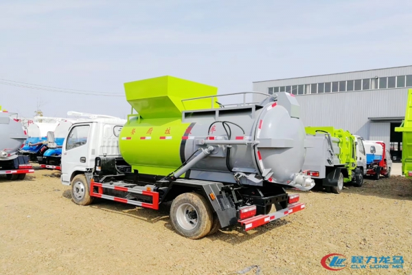 东风小多利卡泔水车