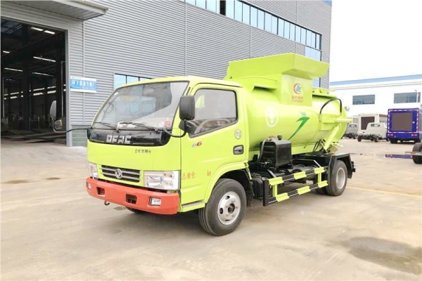 东风小多利卡泔水车