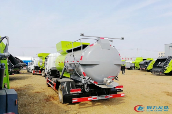 东风小多利卡泔水车