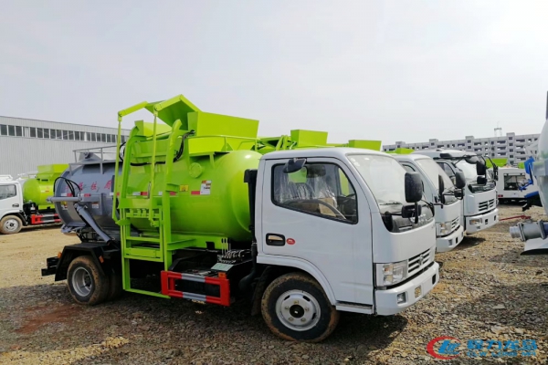 东风小多利卡泔水车(圆罐)