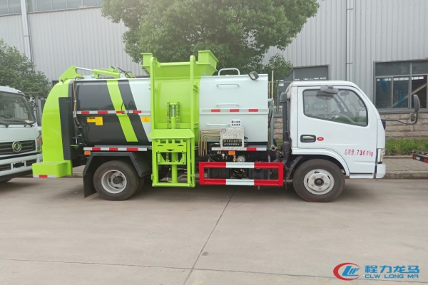 东风小多利卡餐厨垃圾车(方厢)