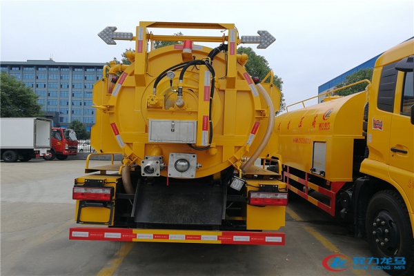 东风大多利卡联合疏通车