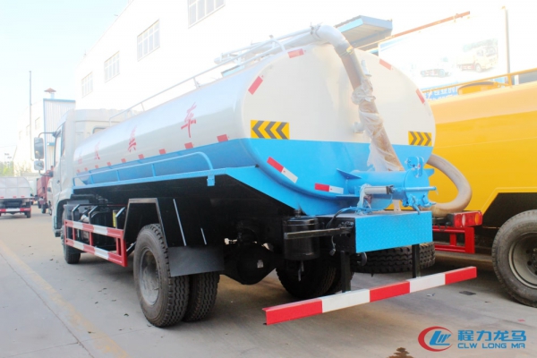 东风天锦吸粪车