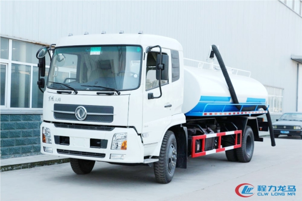 东风天锦吸粪车