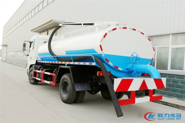 东风天锦吸粪车