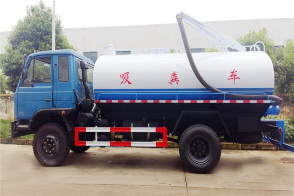东风153吸粪车