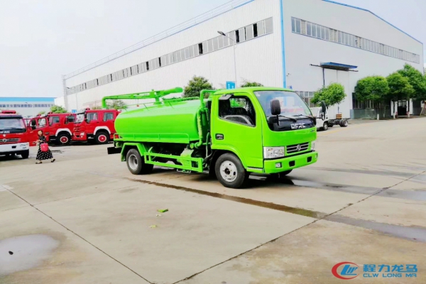 东风小多利卡吸粪车