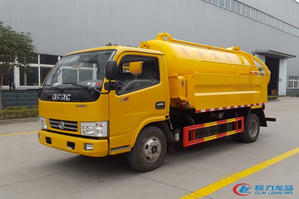 东风小多利卡清洗吸污车