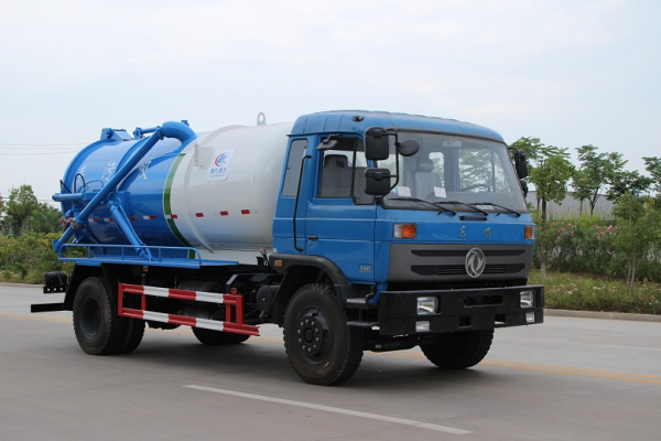 东风153吸污车