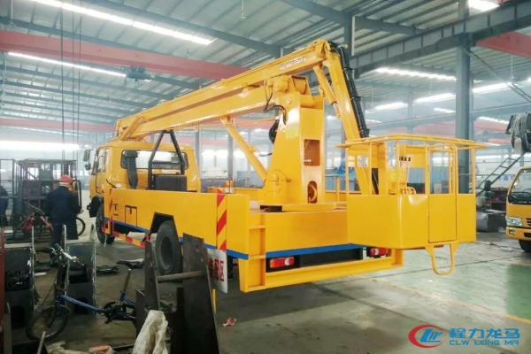东风153型高空作业车(20-22米)