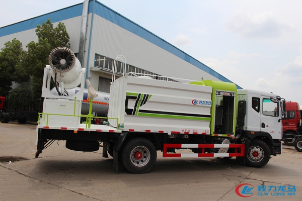 国六东风D9多功能抑尘车