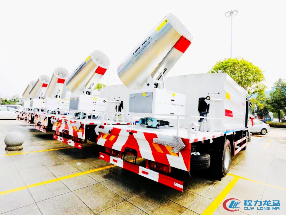 抑尘车配高端不锈钢雾炮机视频