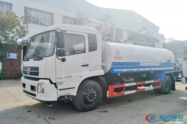 东风天锦铁路喷杆车(车辆通过消毒车)