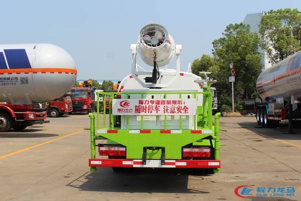 国六小多利卡绿化喷洒车