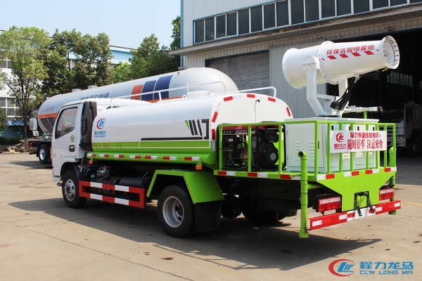 国六小多利卡绿化喷洒车