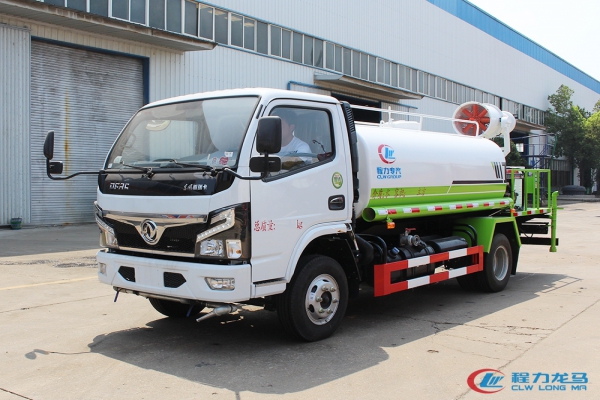国六小多利卡绿化喷洒车