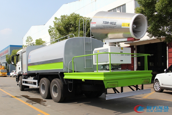 国六重汽汕德卡后双桥多功能抑尘车