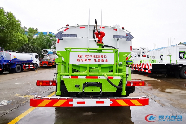 国六东风天锦洒水车