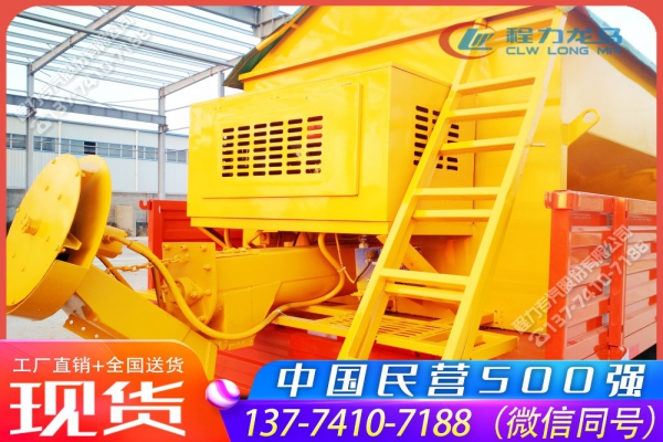 东风大多利卡清雪融雪撒盐车