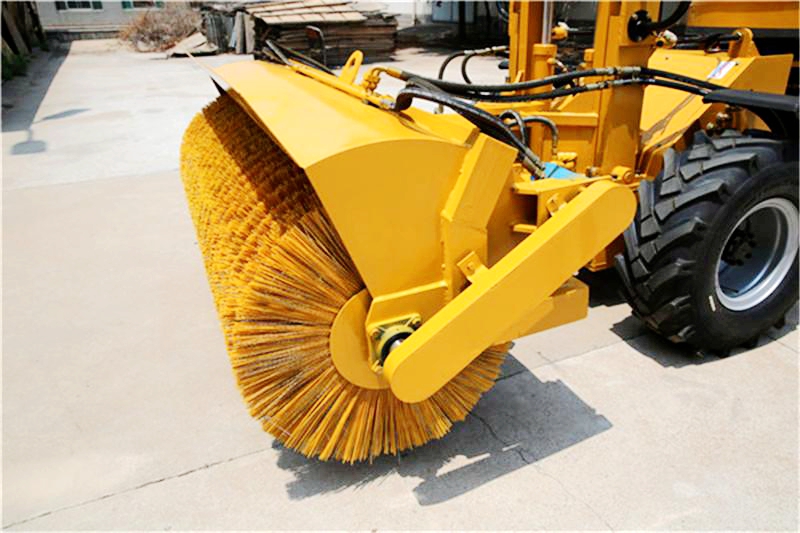 装载机扫雪清雪滚刷作业视频