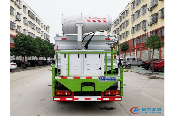 东风华神T1多功能抑尘车（3308轴距）