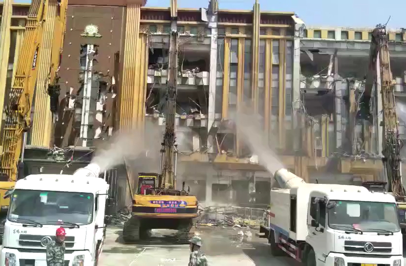 各种抑尘车喷雾机现场演示视频