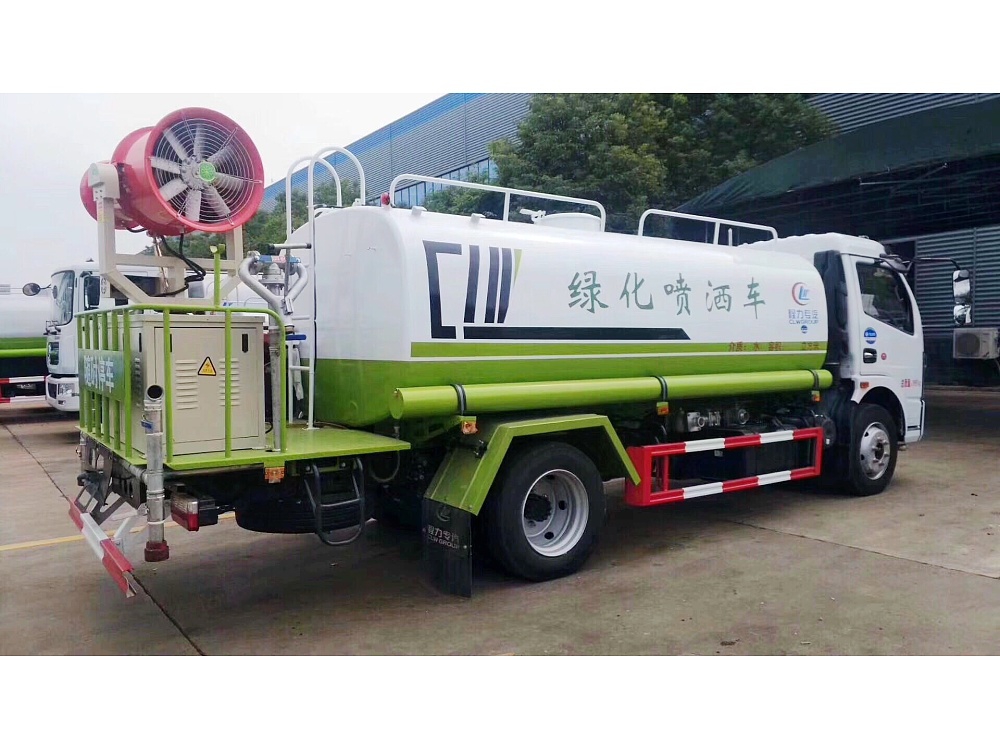 四川成都雾炮车 8吨工程抑尘车