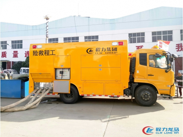 东风天锦大流量排水抢险车(3000方)