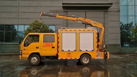 五十铃工程救险车(1000立方/2吨吊机)