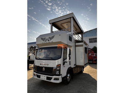 剧组房车 剧组发电机 明星吃饭住宿化妆房车